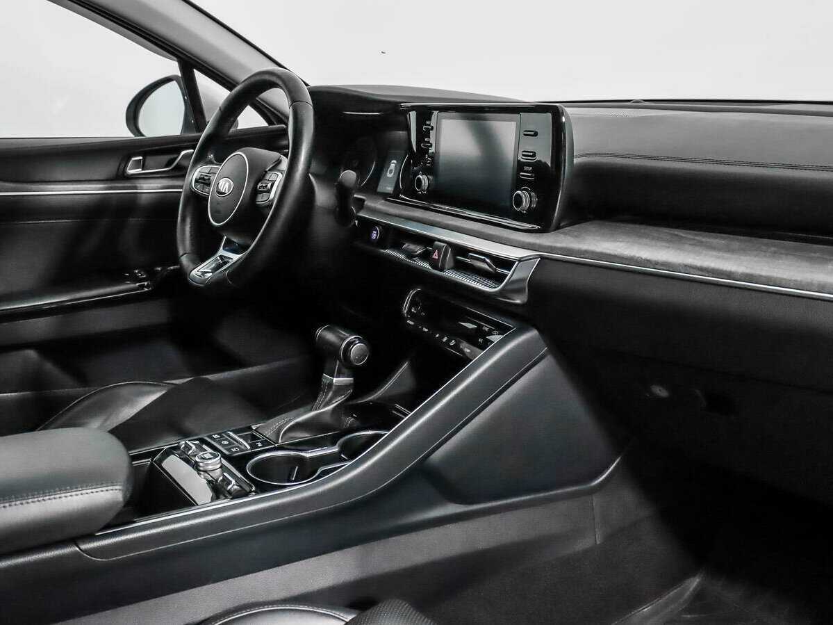 Kia K5 2021 года с пробегом. Фото: #12