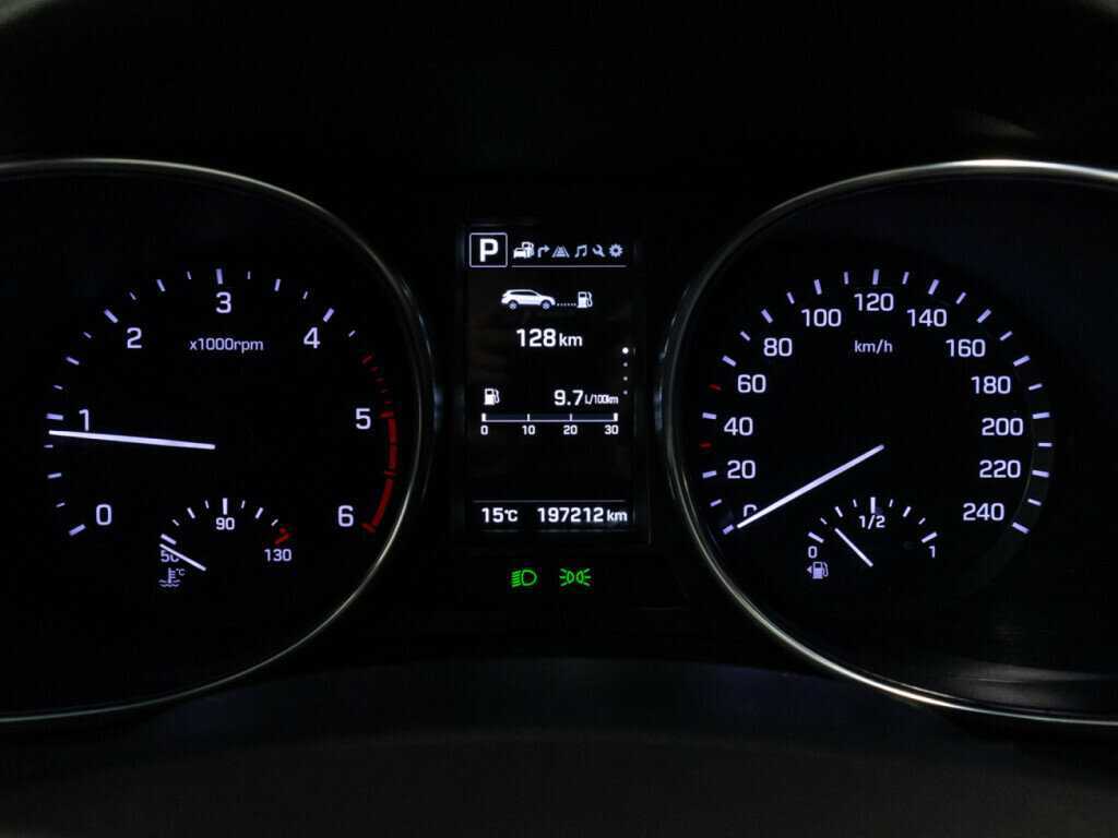 Hyundai Santa Fe 2018 года с пробегом. Фото: #10