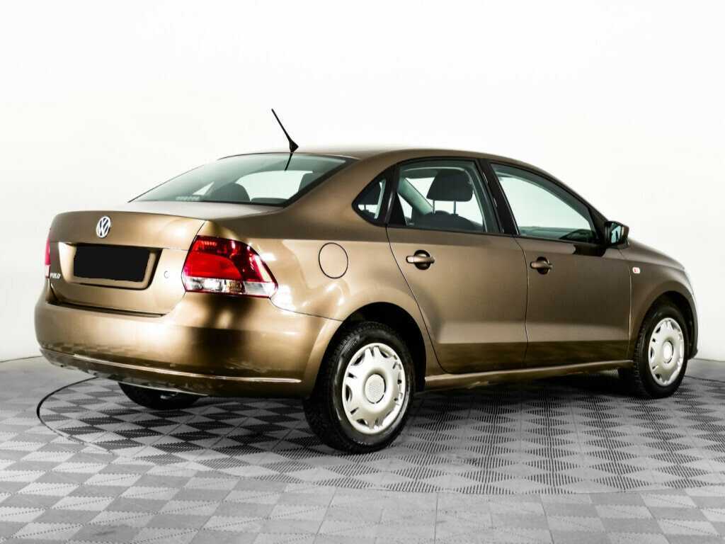 Volkswagen Polo 2015 года с пробегом. Фото: #4