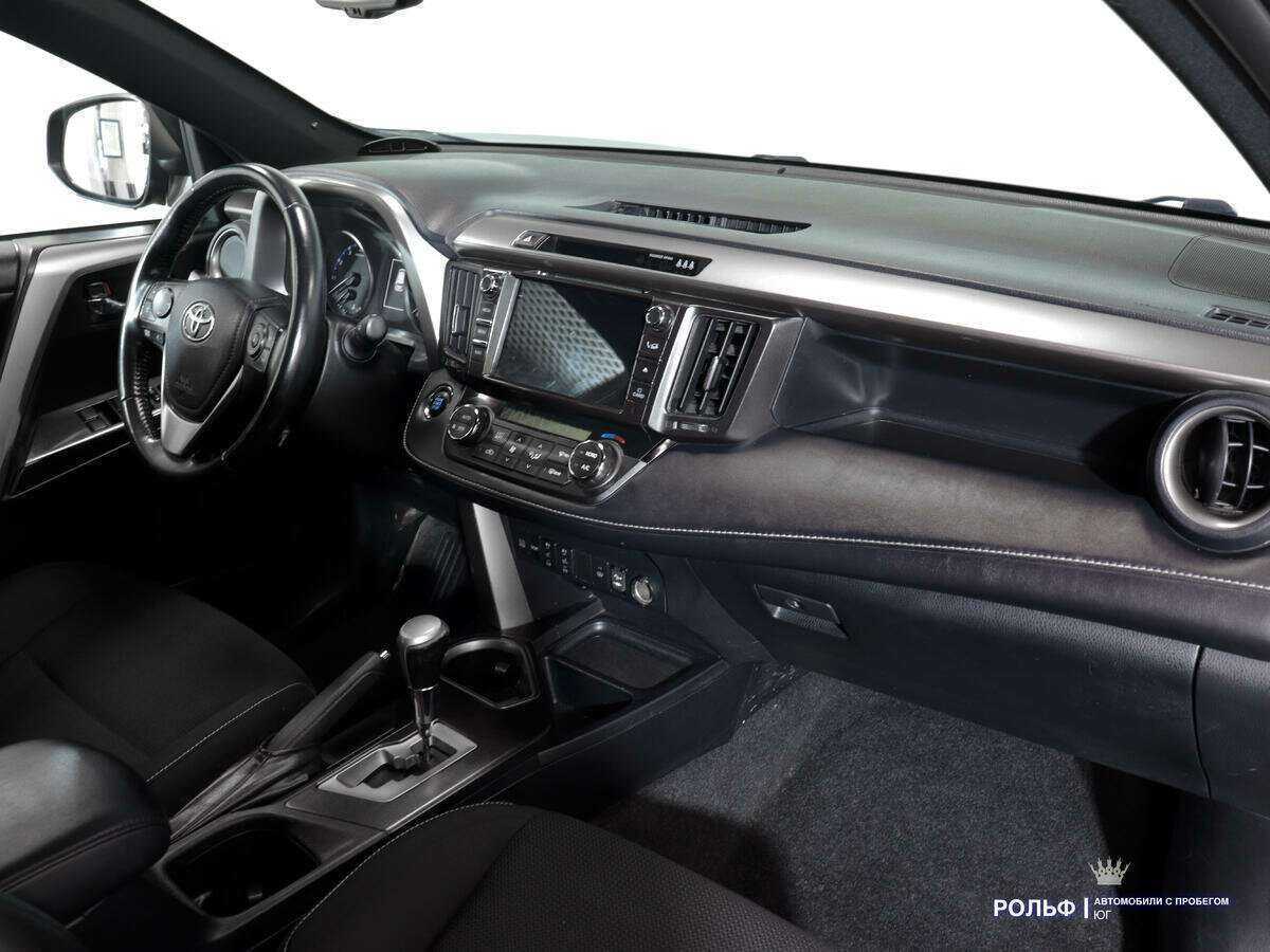 Toyota RAV4 2019 года с пробегом. Фото: #7