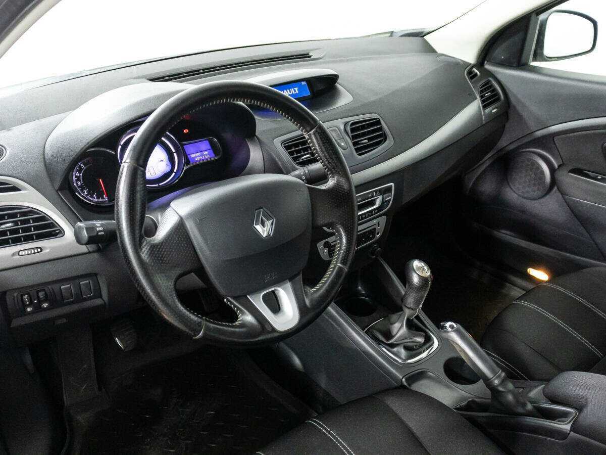 Renault Fluence 2013 года с пробегом. Фото: #10