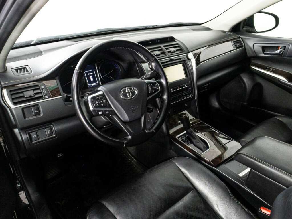 Toyota Camry 2016 года с пробегом. Фото: #10