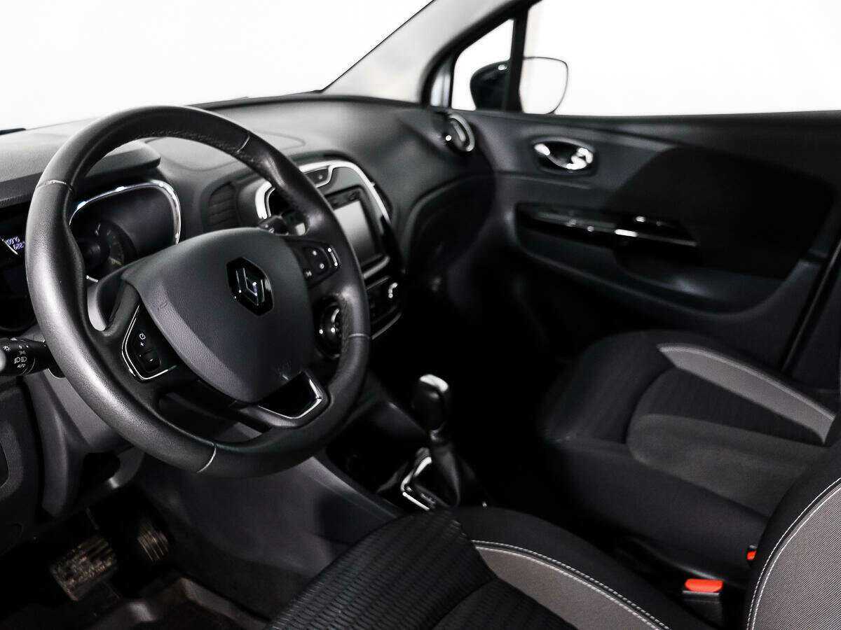 Renault Kaptur 2016 года с пробегом. Фото: #8