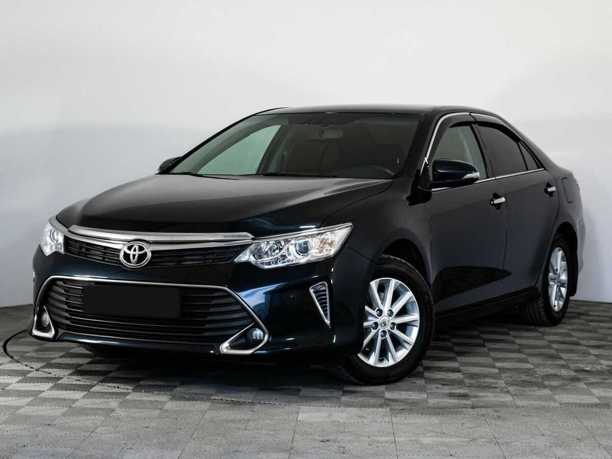 Toyota Camry 2015 года с пробегом. Посмотреть фото