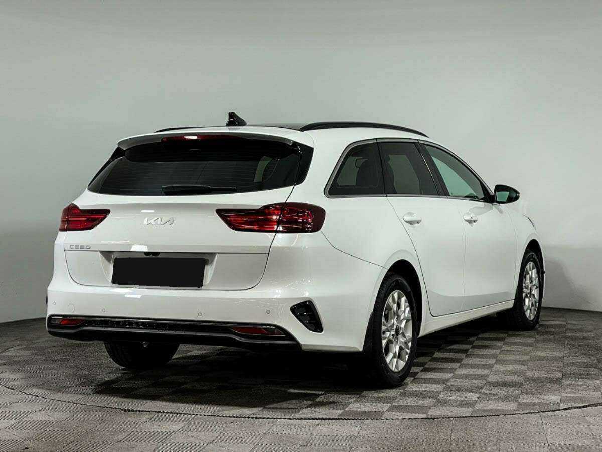 Kia Ceed 2021 года с пробегом. Фото: #3