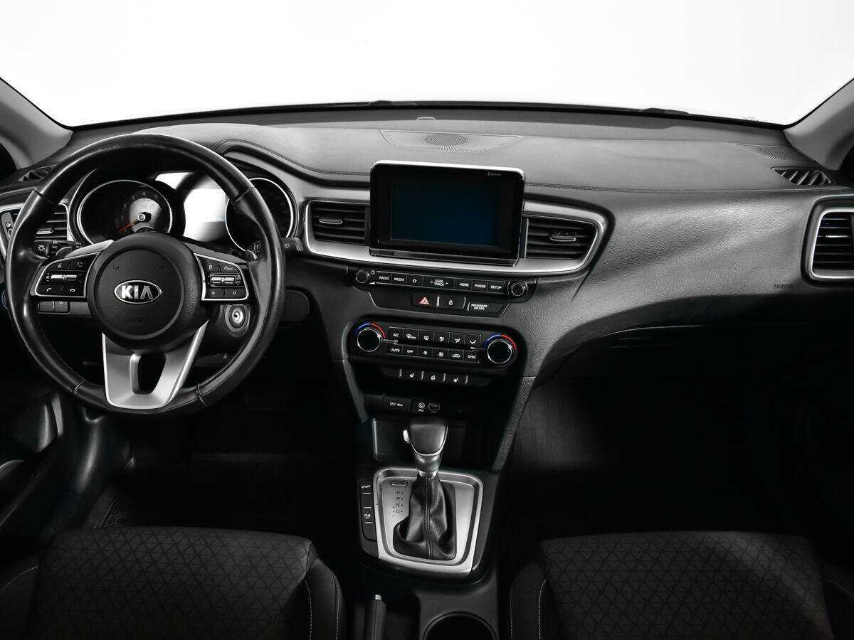 Kia Ceed 2019 года с пробегом. Фото: #11