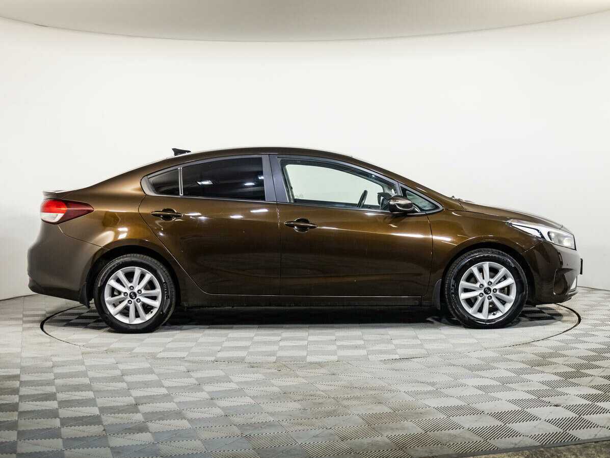 Kia Cerato 2018 года с пробегом. Фото: #2