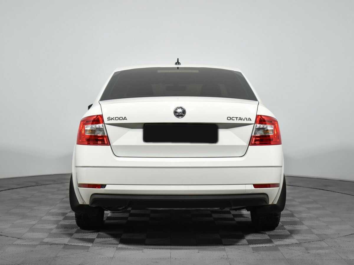 Skoda Octavia 2018 года с пробегом. Фото: #4