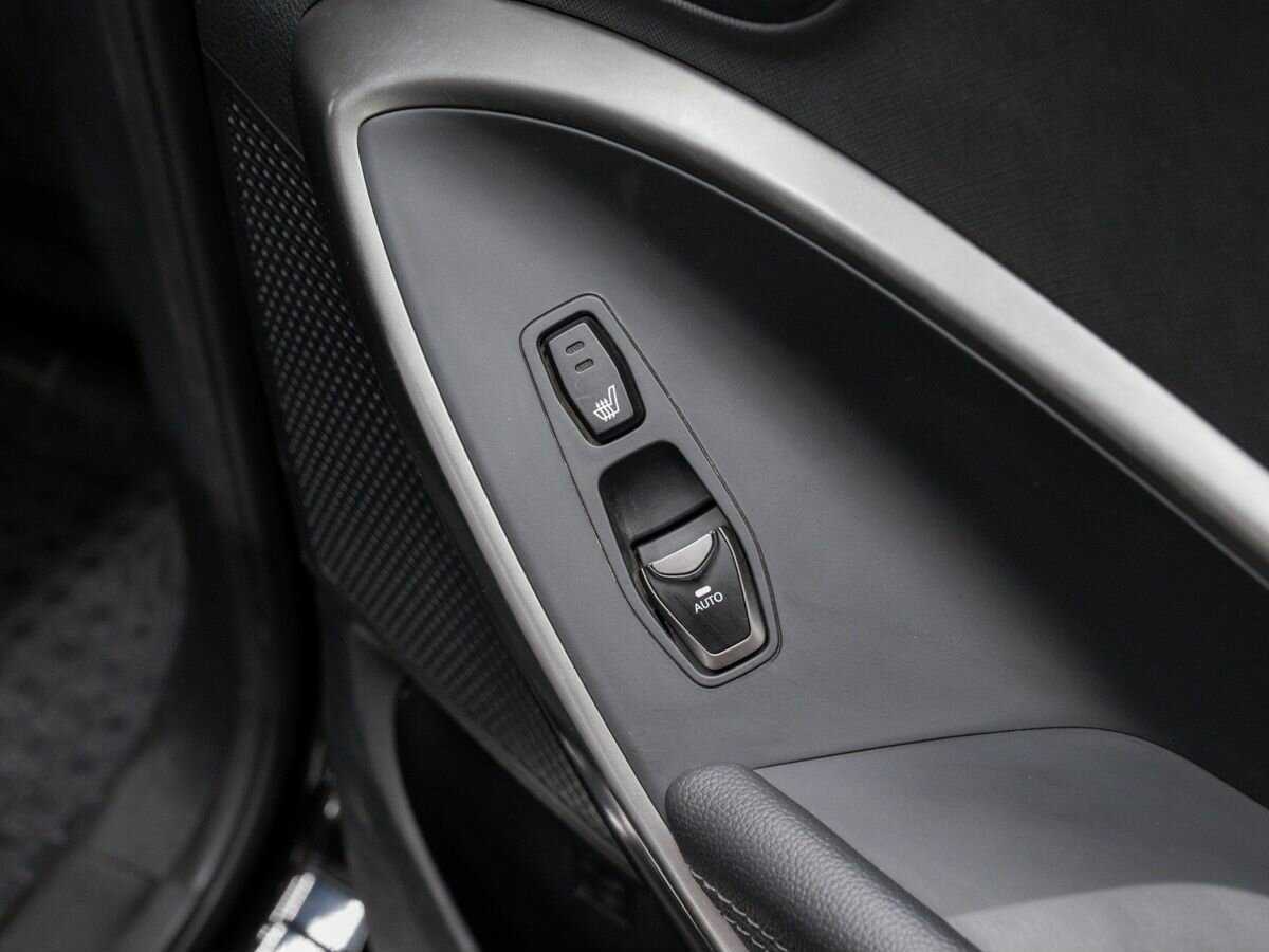 Hyundai Santa Fe 2017 года с пробегом. Фото: #9