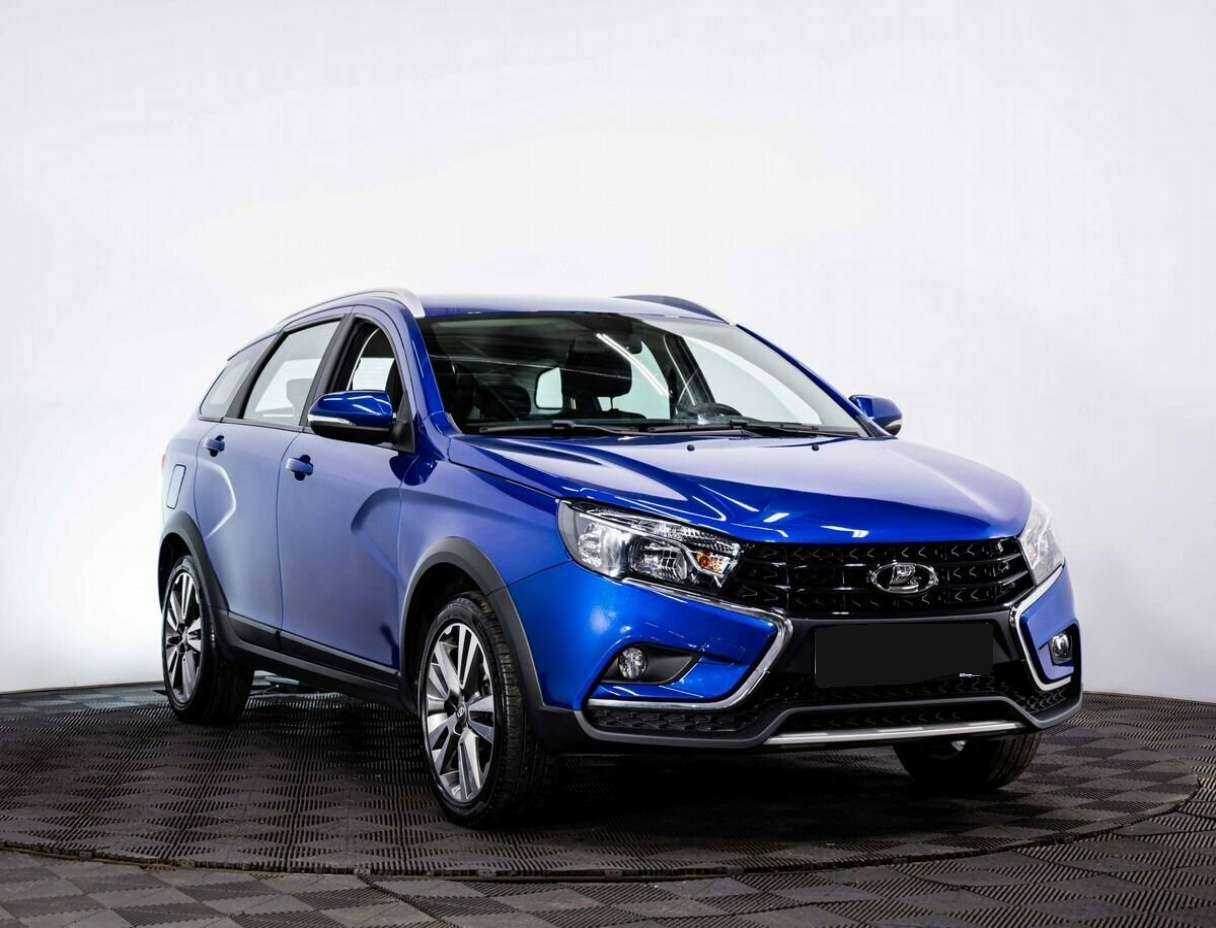 Lada (ВАЗ) Vesta 2021 года с пробегом. Фото: #2
