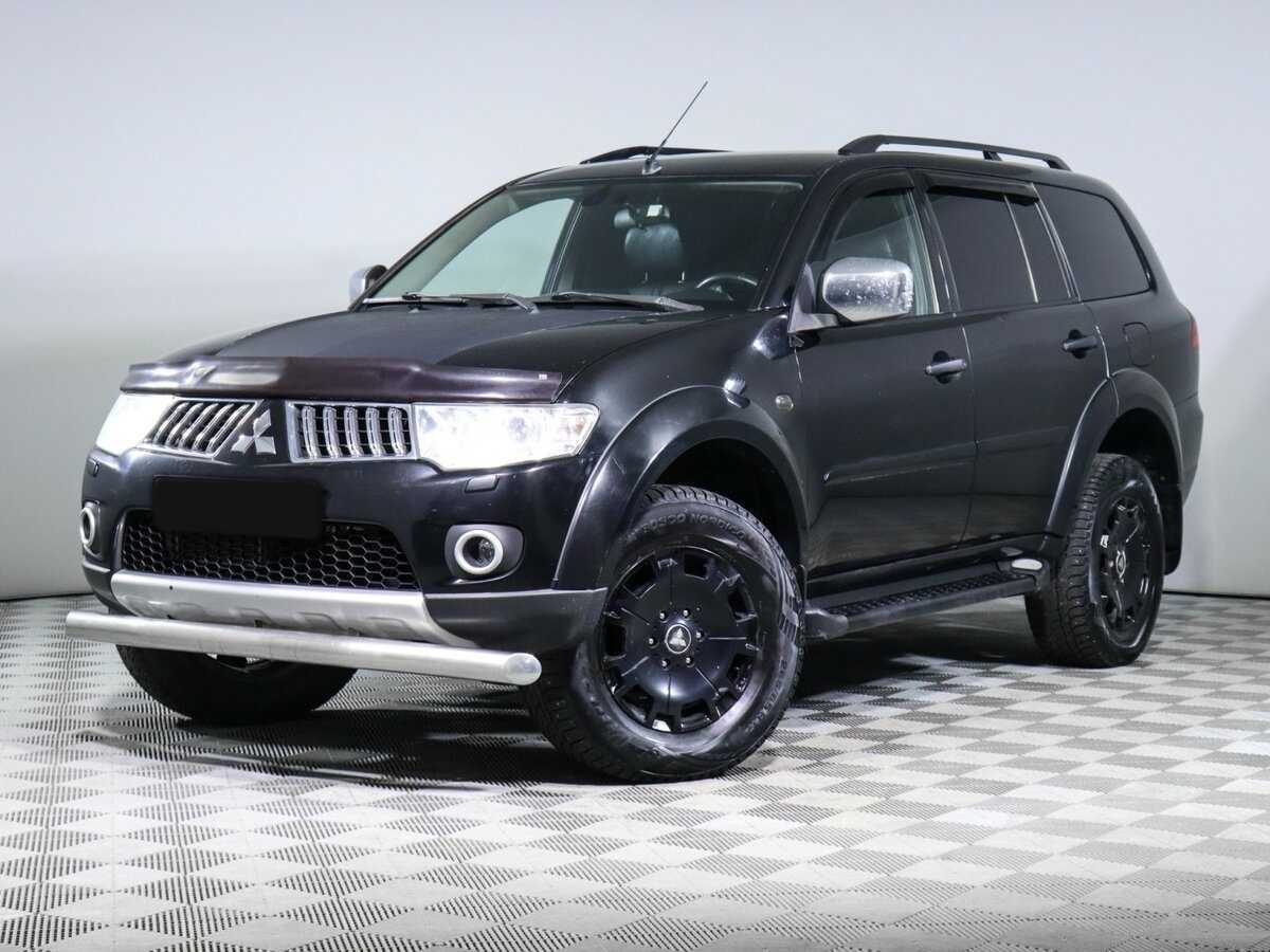 Mitsubishi Pajero Sport 2012 года с пробегом. Фото: #0