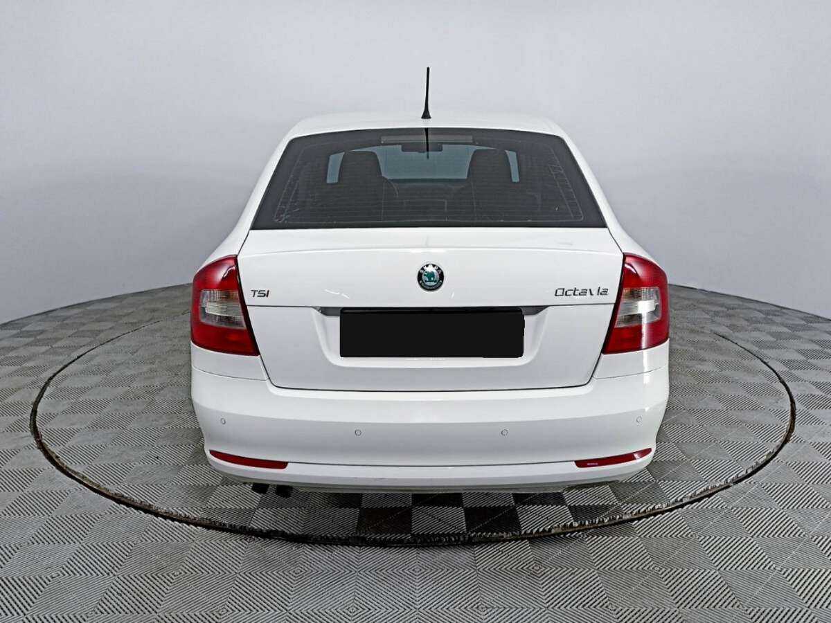 Skoda Octavia 2012 года с пробегом. Фото: #5