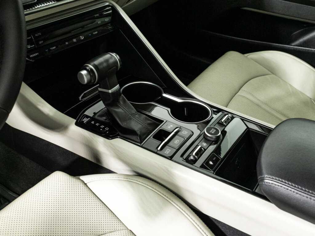 Kia K5 2021 года с пробегом. Фото: #17