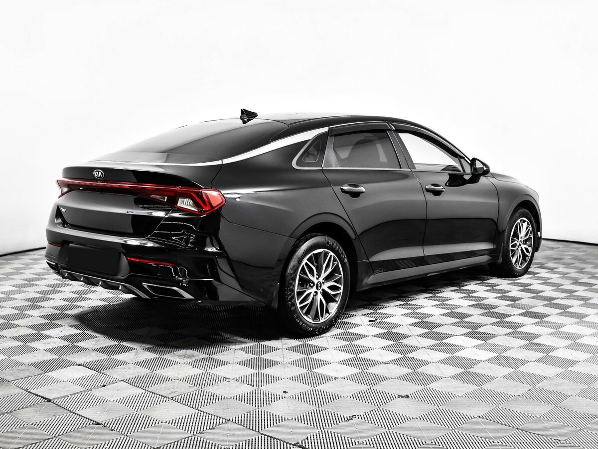 Kia K5 2021 года с пробегом. Фото: #3