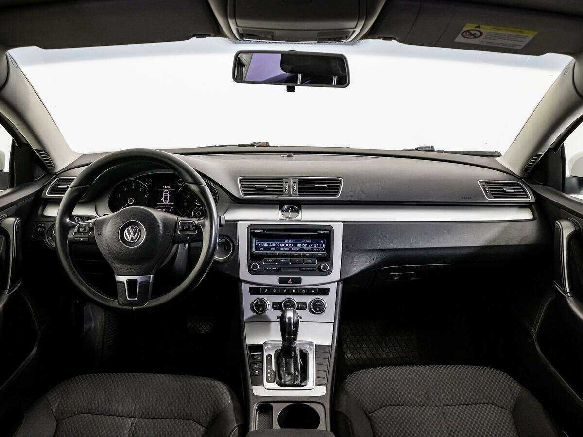 Volkswagen Passat 2012 года с пробегом. Фото: #12