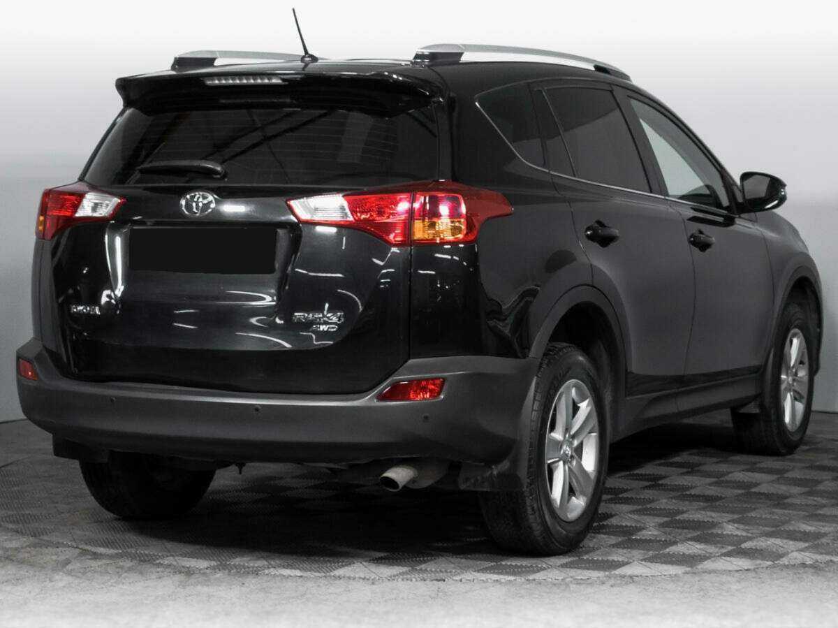 Toyota RAV4 2014 года с пробегом. Фото: #4