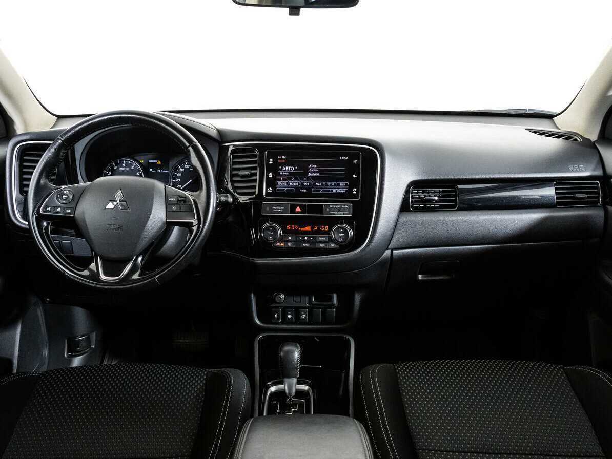 Mitsubishi Outlander 2019 года с пробегом. Фото: #7