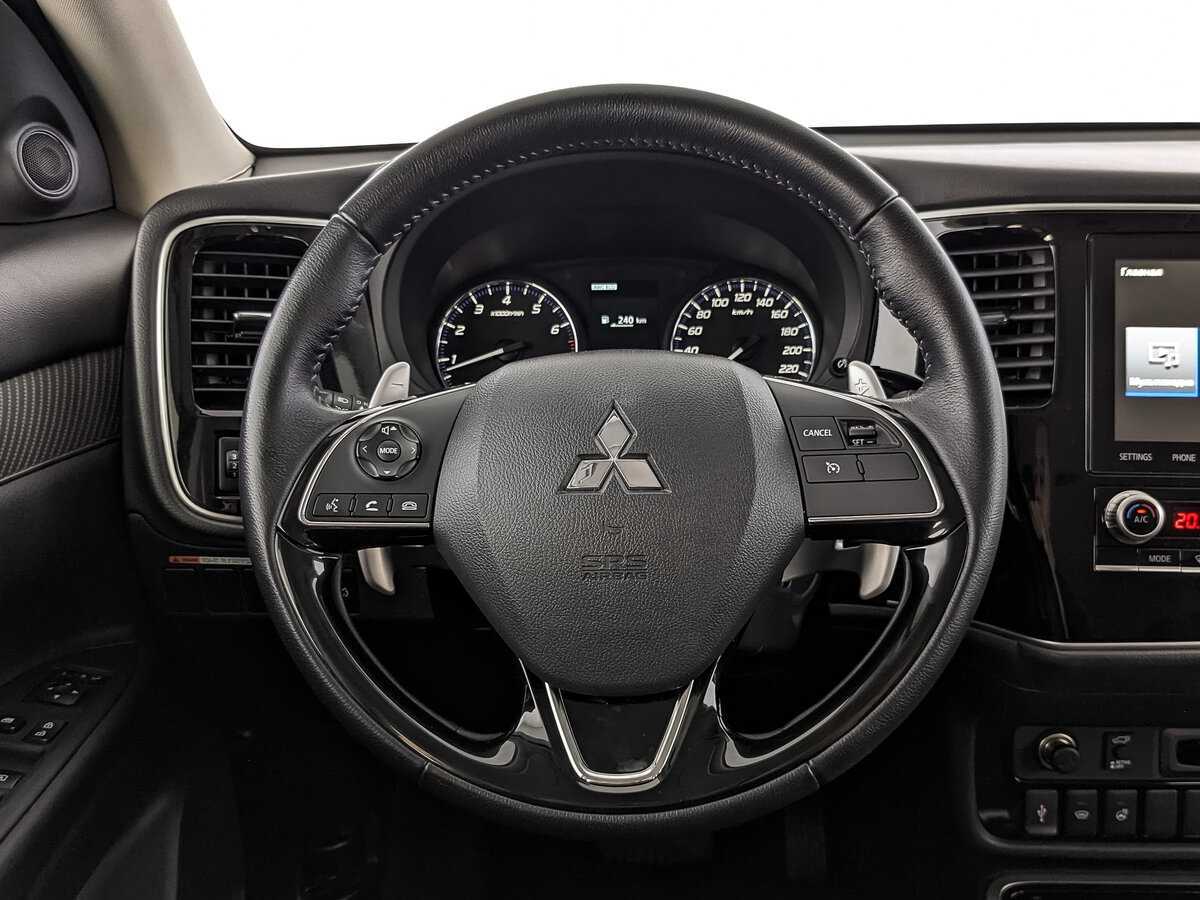 Mitsubishi Outlander 2022 года с пробегом. Фото: #17
