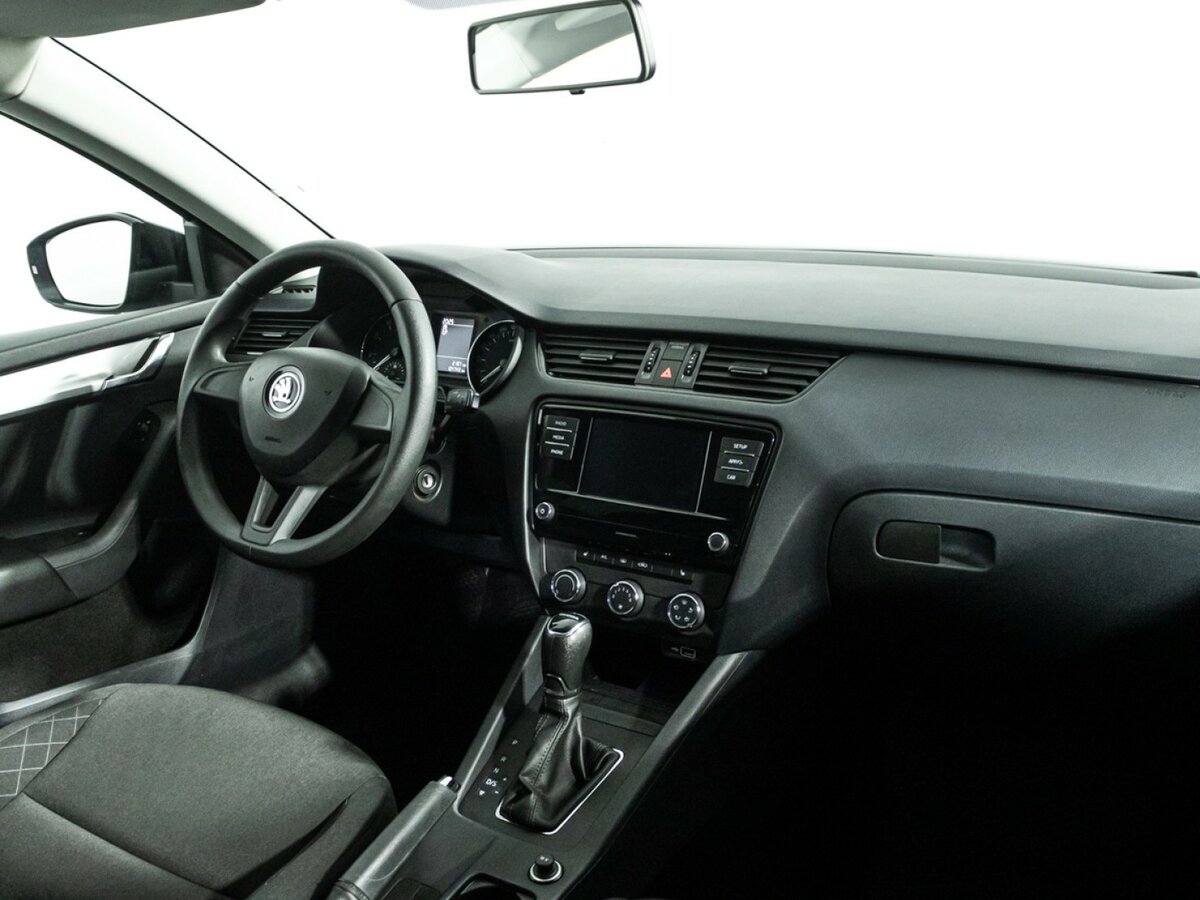 Skoda Octavia 2018 года с пробегом. Фото: #8