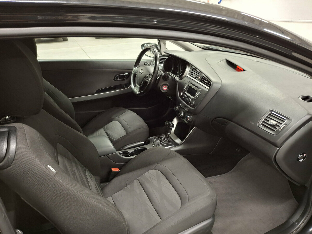 Kia Ceed 2015 года с пробегом. Фото: #10