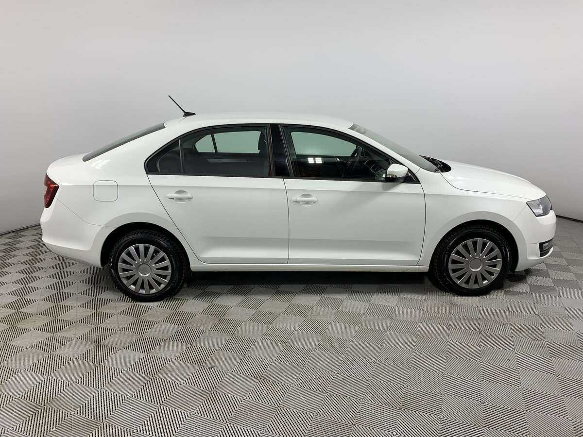Skoda Rapid 2019 года с пробегом. Фото: #3