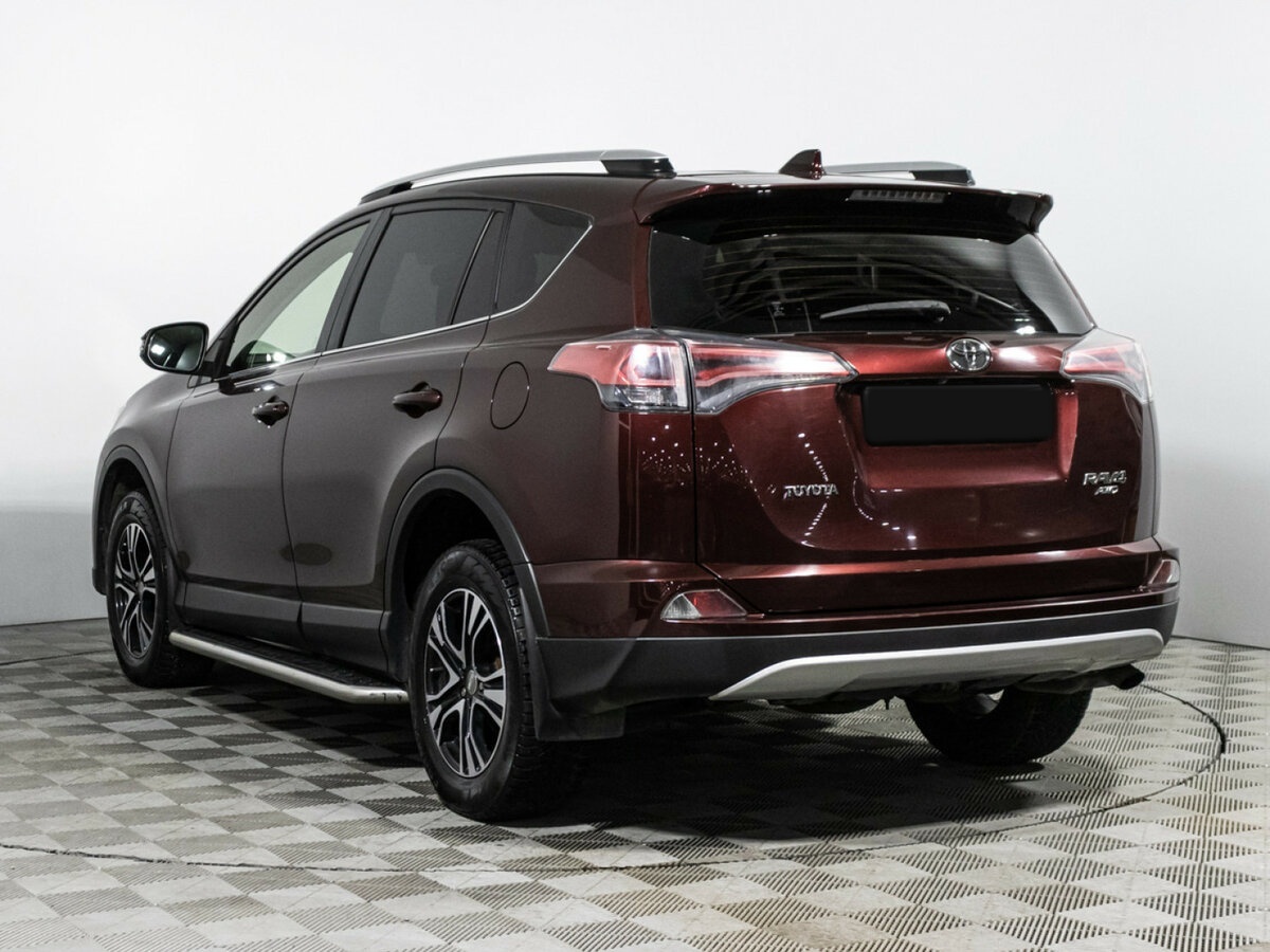 Toyota RAV4 2016 года с пробегом. Фото: #5