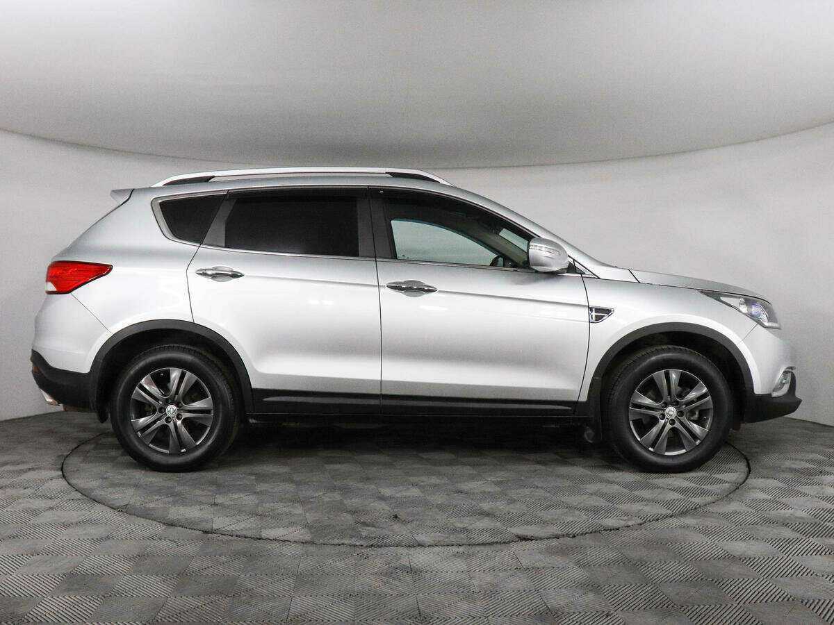 Dongfeng AX7 2017 года с пробегом. Фото: #3