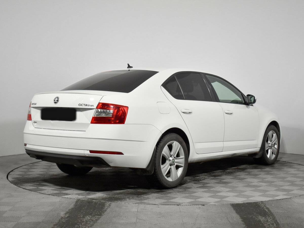 Skoda Octavia 2018 года с пробегом. Фото: #3
