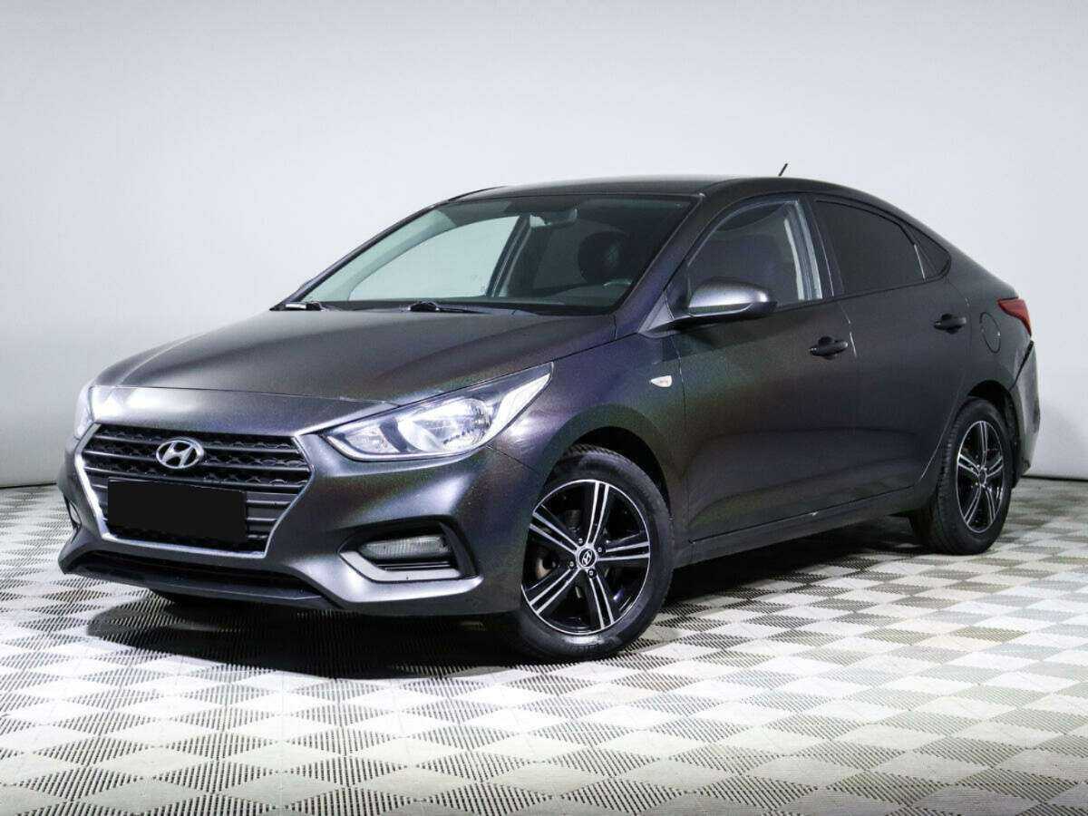 Hyundai Solaris 2017 года с пробегом. Посмотреть фото