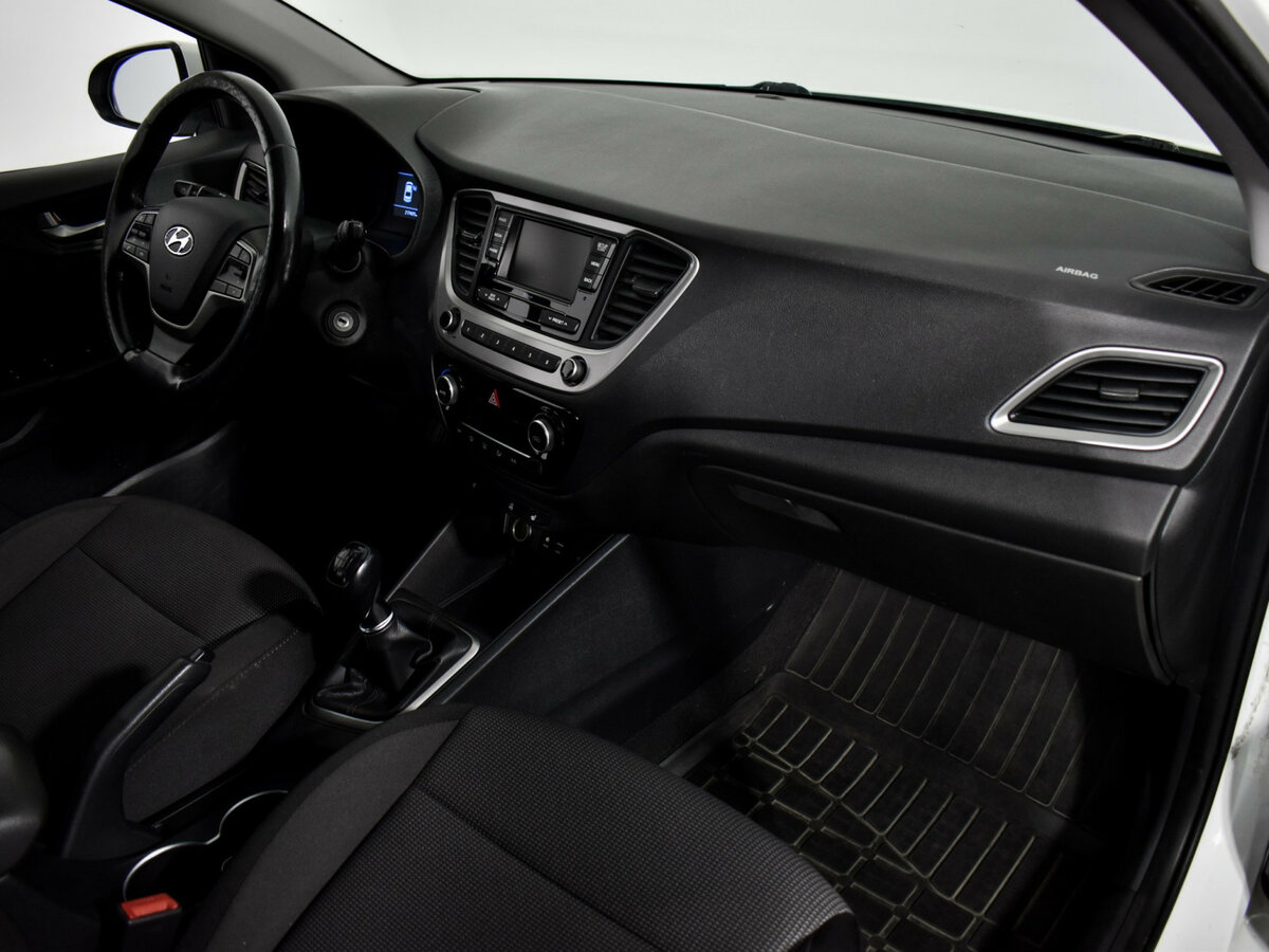 Hyundai Solaris 2018 года с пробегом. Фото: #11
