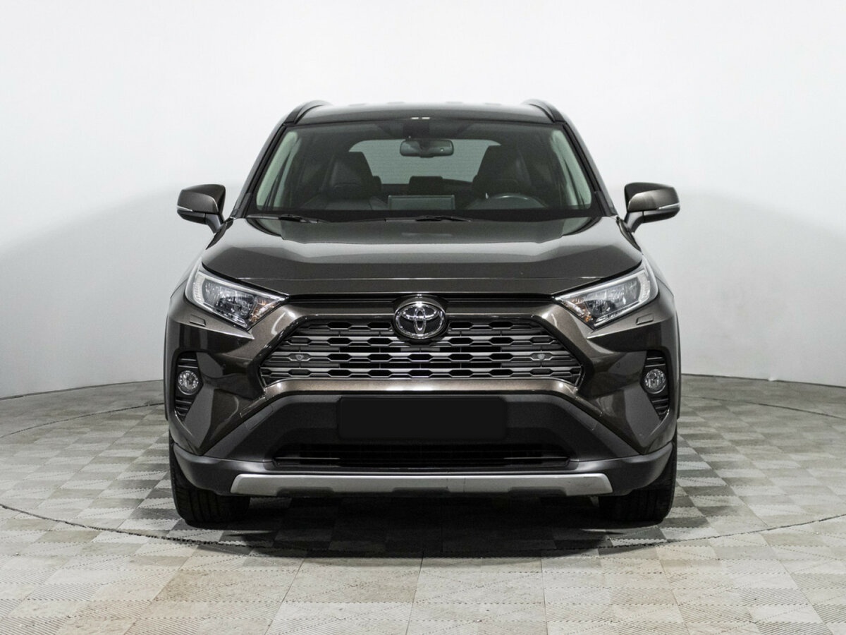 Toyota RAV4 2020 года с пробегом. Фото: #1