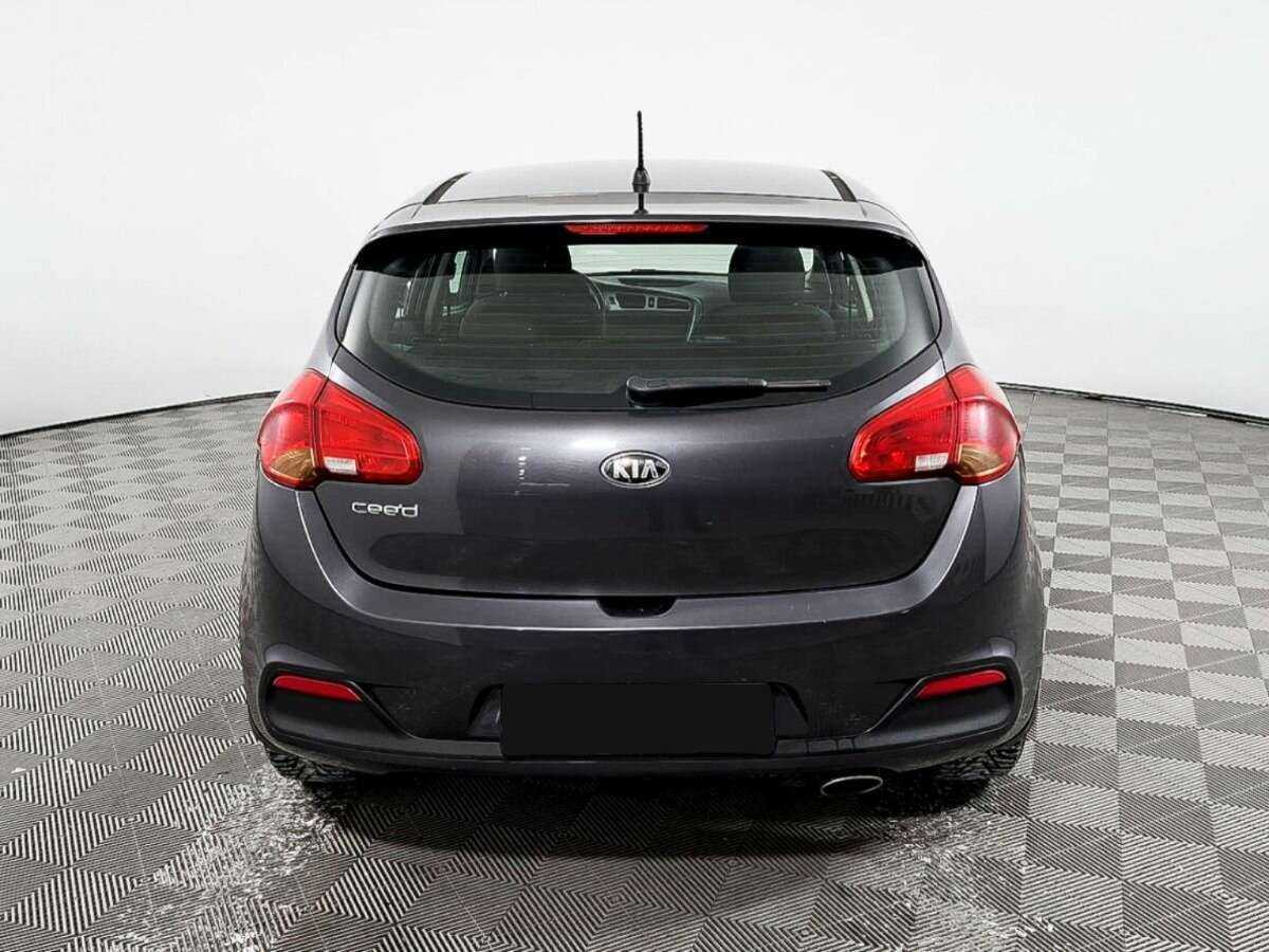 Kia Ceed 2013 года с пробегом. Фото: #5