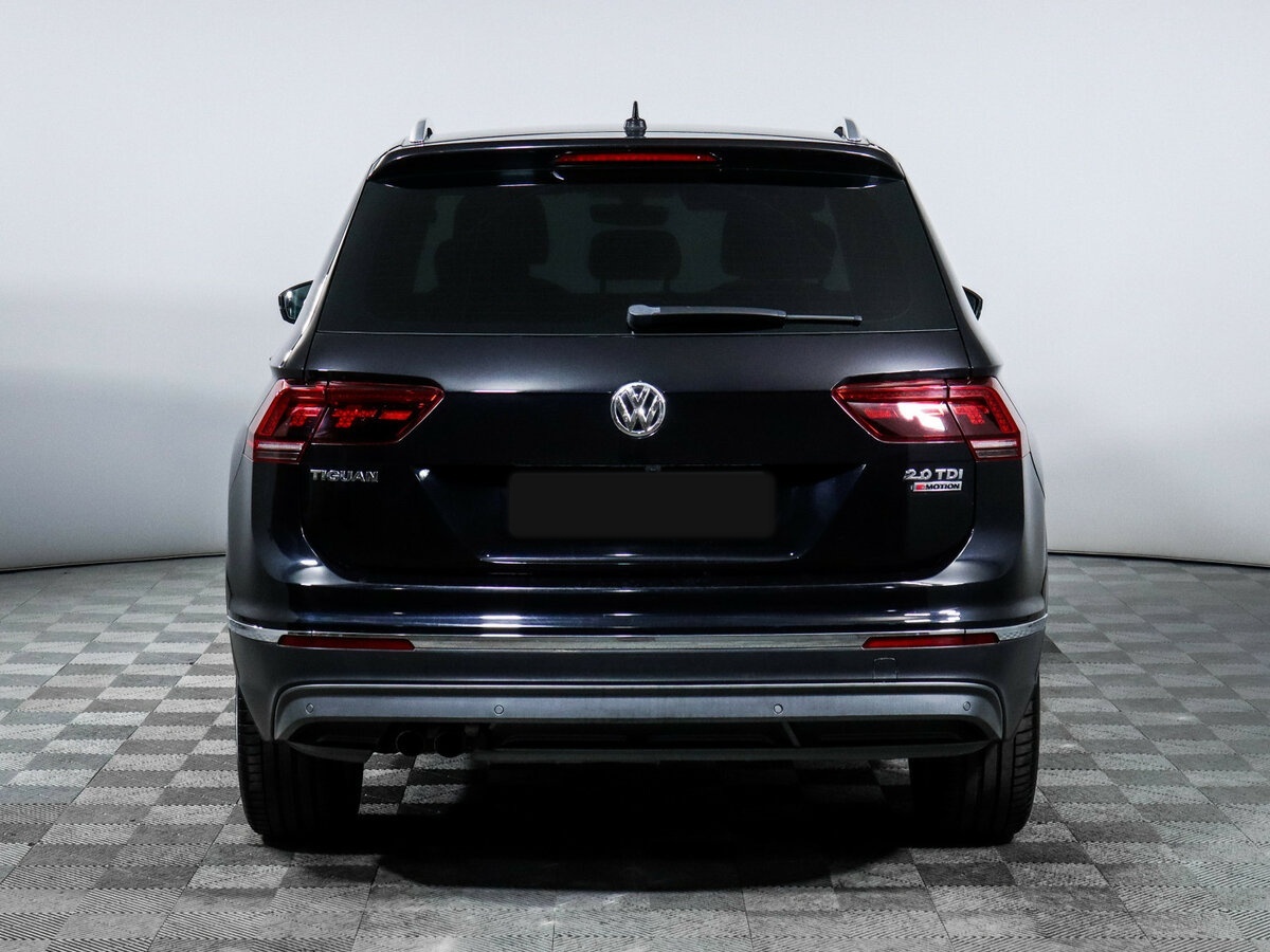 Volkswagen Tiguan 2018 года с пробегом. Фото: #4