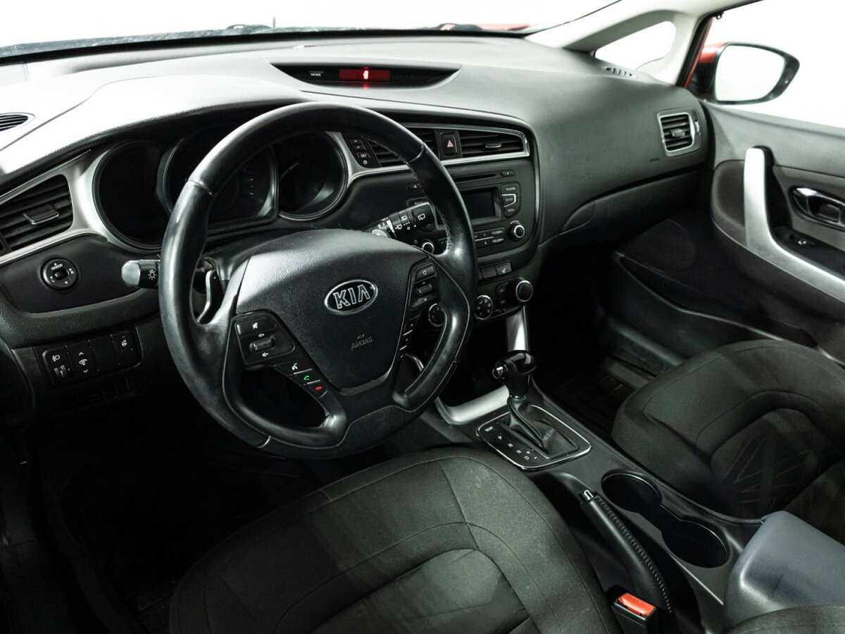Kia Ceed 2016 года с пробегом. Фото: #10