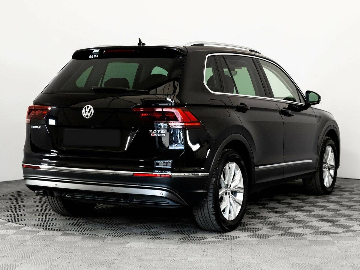 Volkswagen Tiguan 2018 года с пробегом. Фото: #4