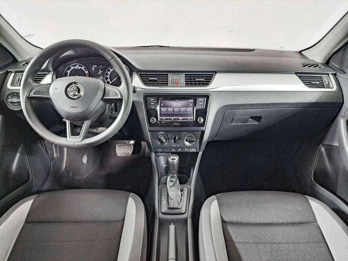 Skoda Rapid 2018 года с пробегом. Фото: #10