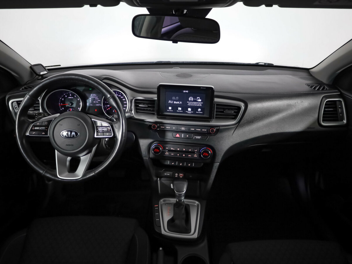 Kia Ceed 2018 года с пробегом. Фото: #7