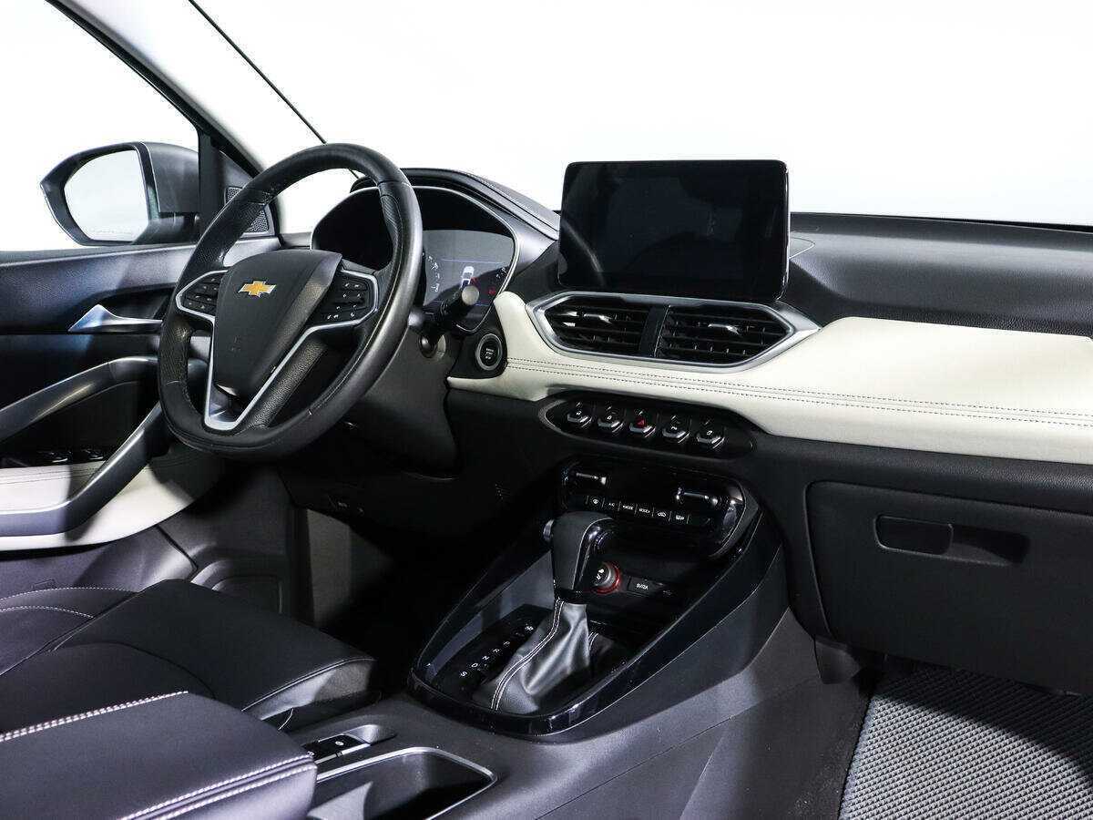 Chevrolet Captiva 2022 года с пробегом. Фото: #8