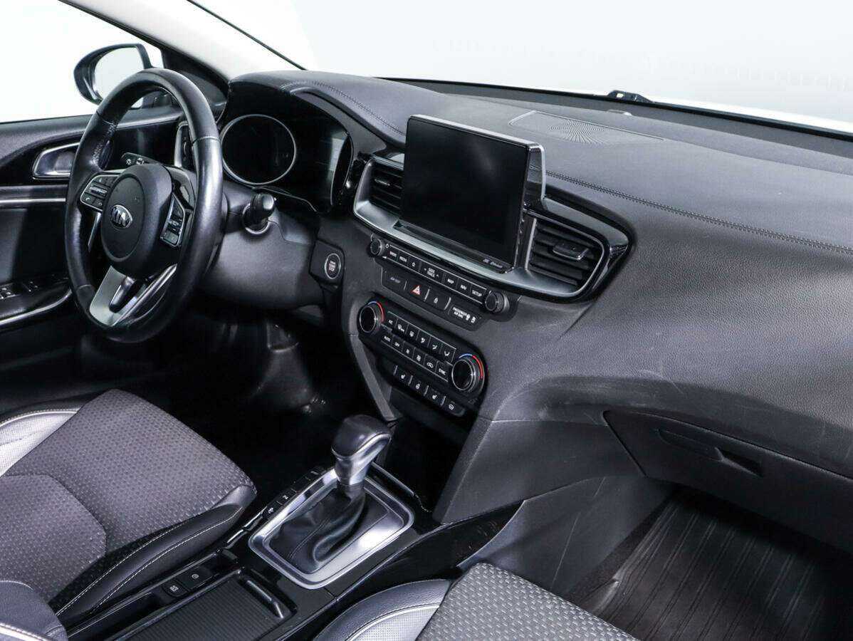 Kia Ceed 2018 года с пробегом. Фото: #8