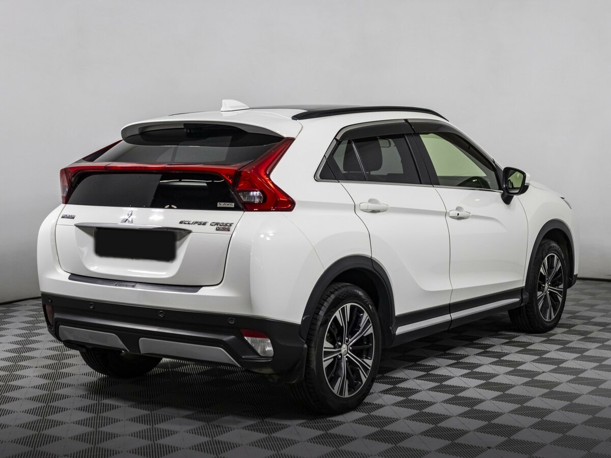 Mitsubishi Eclipse Cross 2018 года с пробегом. Фото: #3