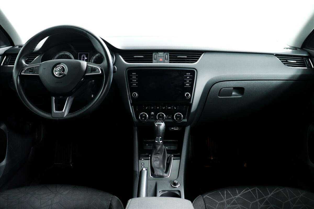 Skoda Octavia 2020 года с пробегом. Фото: #10