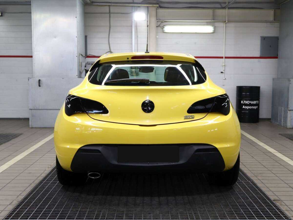 Opel Astra 2014 года с пробегом. Фото: #4