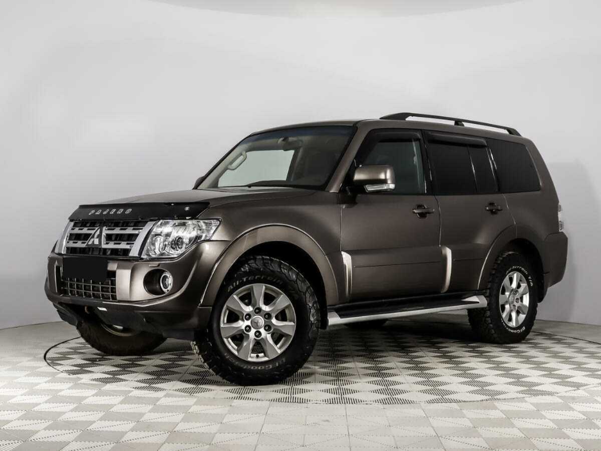 Mitsubishi Pajero 2013 года с пробегом. Фото: #0