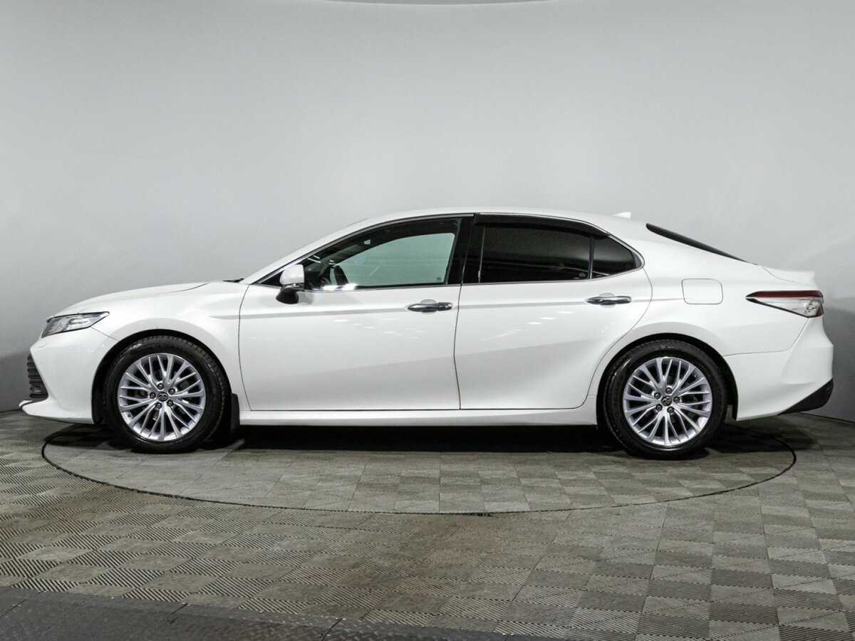Toyota Camry 2018 года с пробегом. Фото: #7