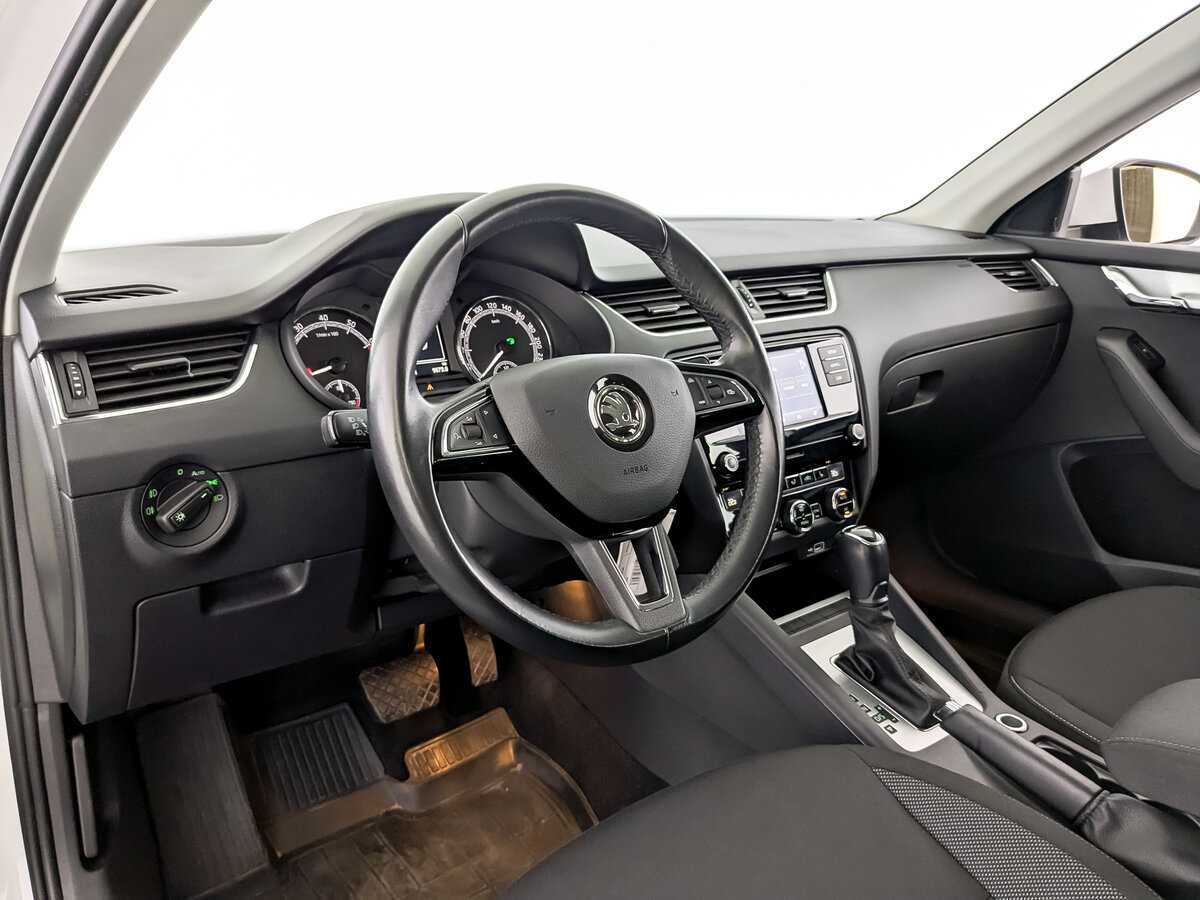 Skoda Octavia 2018 года с пробегом. Фото: #15