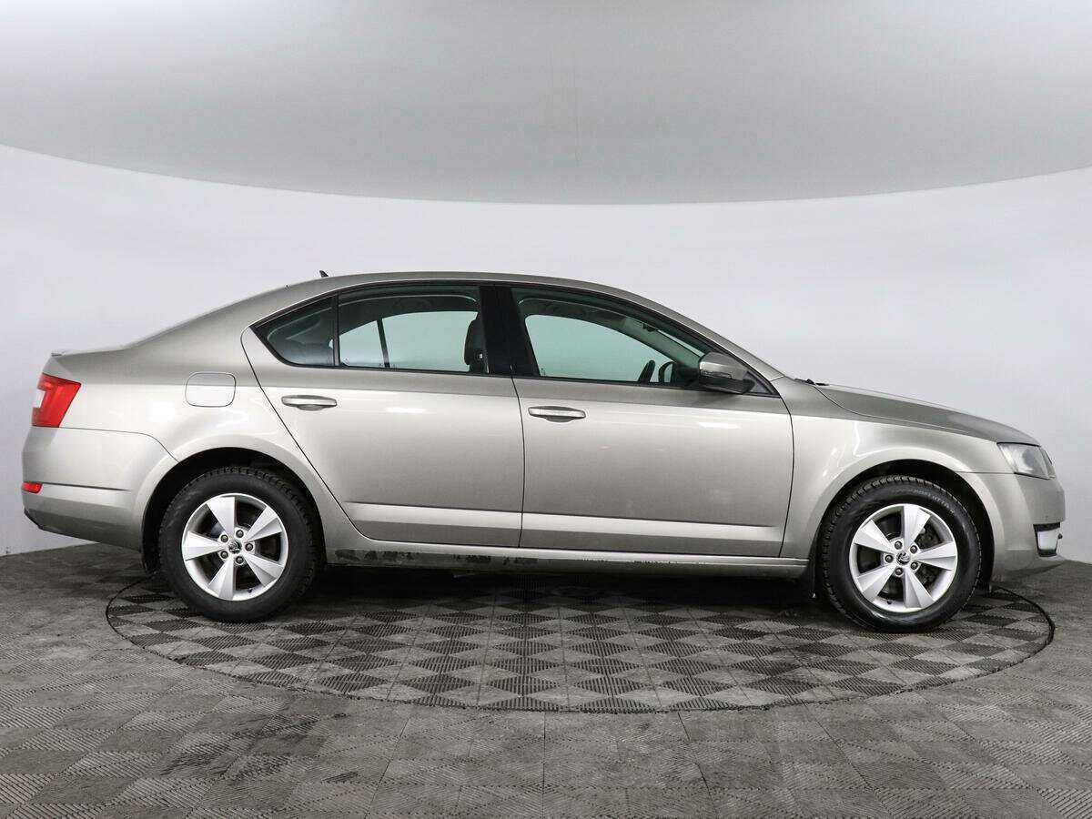 Skoda Octavia 2016 года с пробегом. Фото: #2