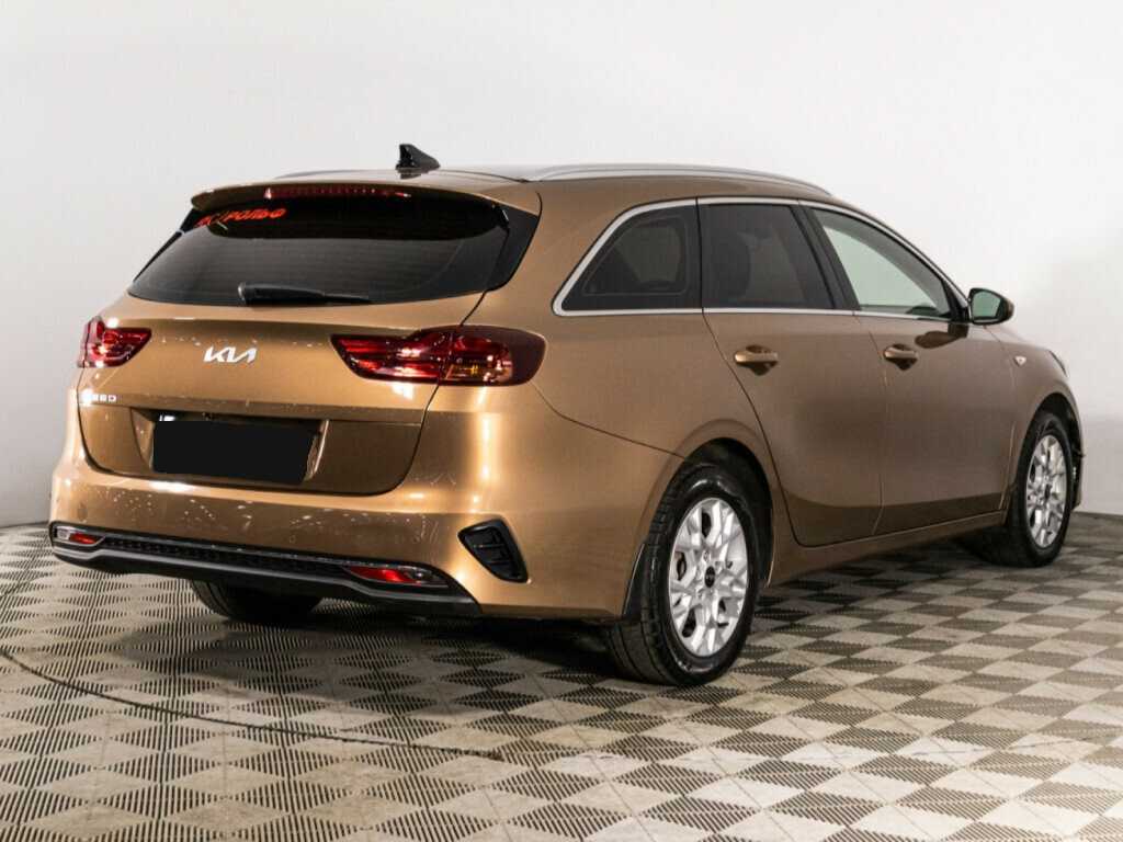 Kia Ceed 2021 года с пробегом. Фото: #4