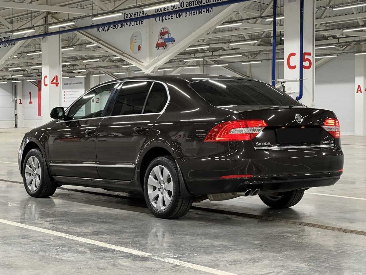 Skoda Superb 2013 года с пробегом. Фото: #6