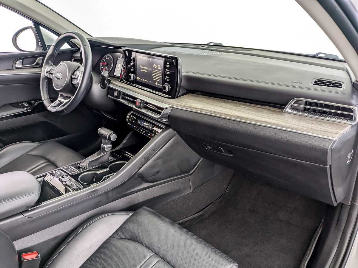 Kia K5 2021 года с пробегом. Фото: #8