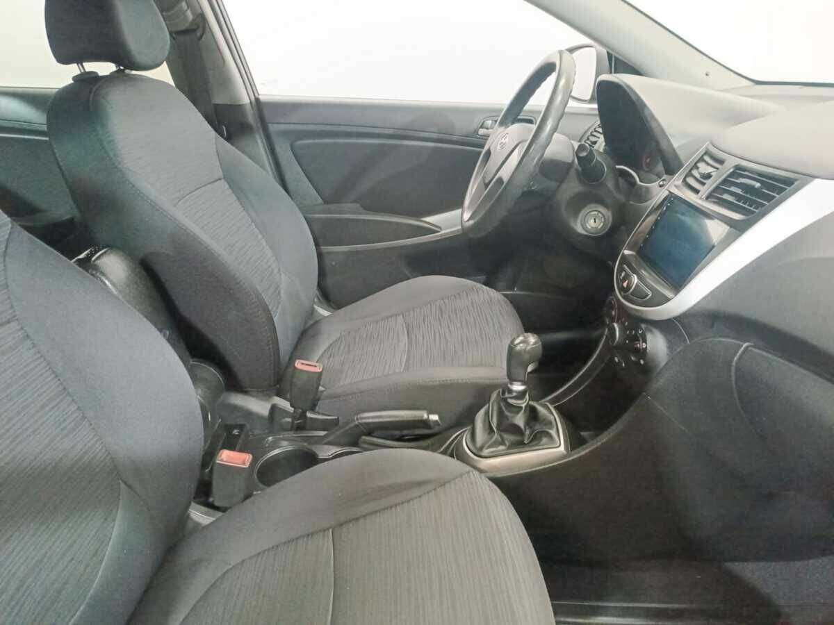 Hyundai Solaris 2016 года с пробегом. Фото: #9